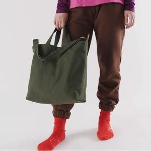 BAGGU Horizontal Duck Bag in Cedar